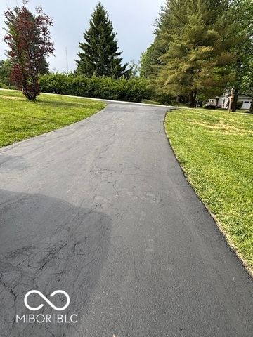 4520 E Heritage Woods Road, Bloomington, IN 47401
