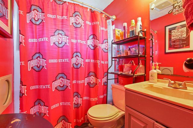 718 Bradwell Drive, Columbus, OH 43207