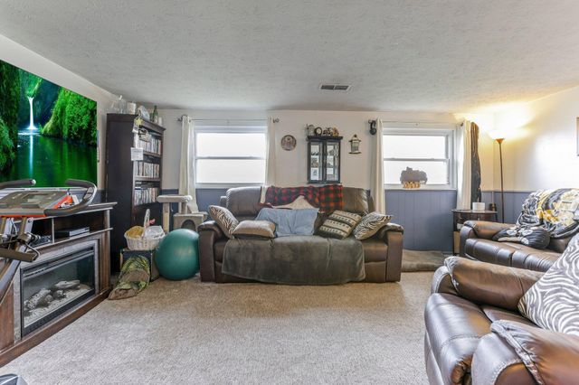 718 Bradwell Drive, Columbus, OH 43207