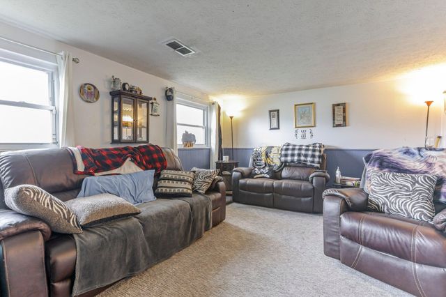 718 Bradwell Drive, Columbus, OH 43207