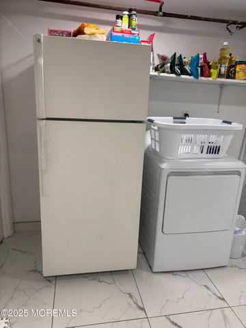 295 Roosevelt Avenue, Oakhurst, NJ 07755