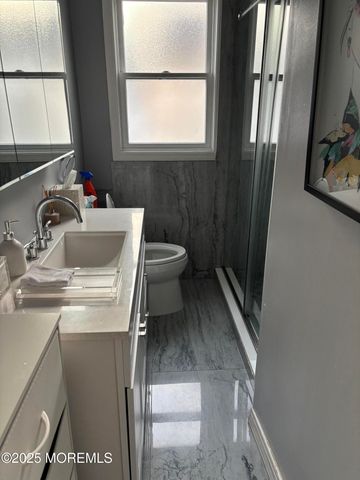 295 Roosevelt Avenue, Oakhurst, NJ 07755