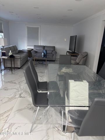 295 Roosevelt Avenue, Oakhurst, NJ 07755