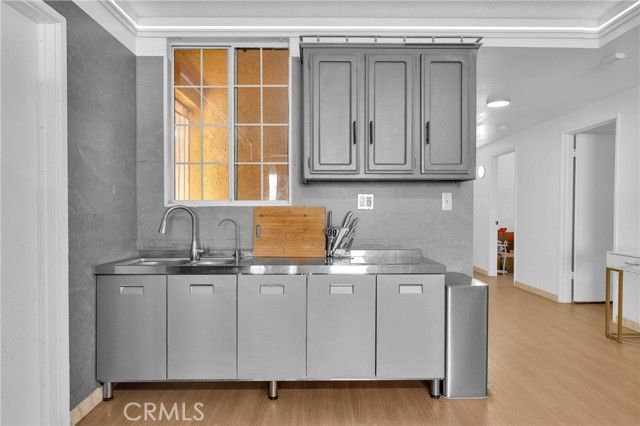 927 N Glenn, Ontario, CA 91764