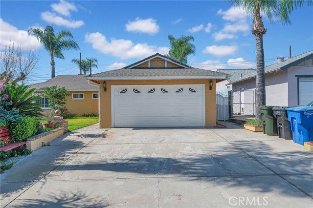 927 N Glenn, Ontario, CA 91764