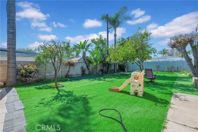 927 N Glenn, Ontario, CA 91764