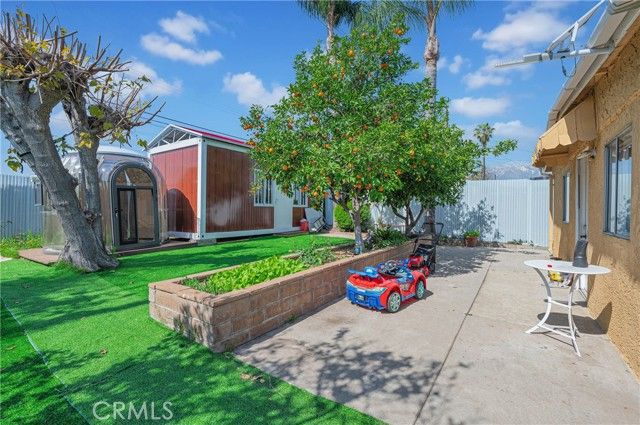 927 N Glenn, Ontario, CA 91764