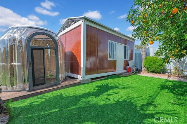 927 N Glenn, Ontario, CA 91764