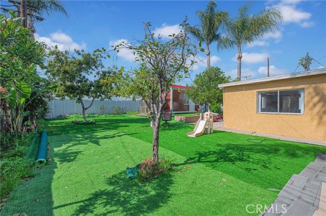 927 N Glenn, Ontario, CA 91764