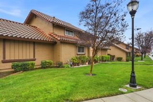 350 Otono Court, San Jose, CA 95111
