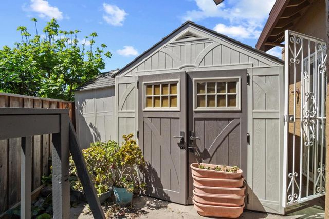 350 Otono Court, San Jose, CA 95111