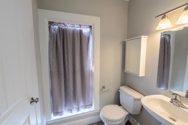 706 W Ash Street, Salina, KS 67401
