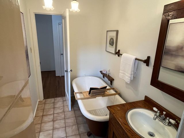 212 Dellview Avenue, Santa Cruz, CA 95062