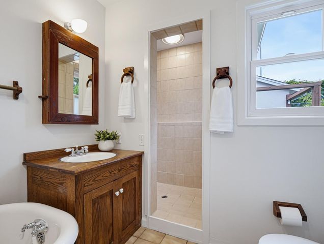212 Dellview Avenue, Santa Cruz, CA 95062