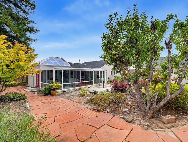 212 Dellview Avenue, Santa Cruz, CA 95062