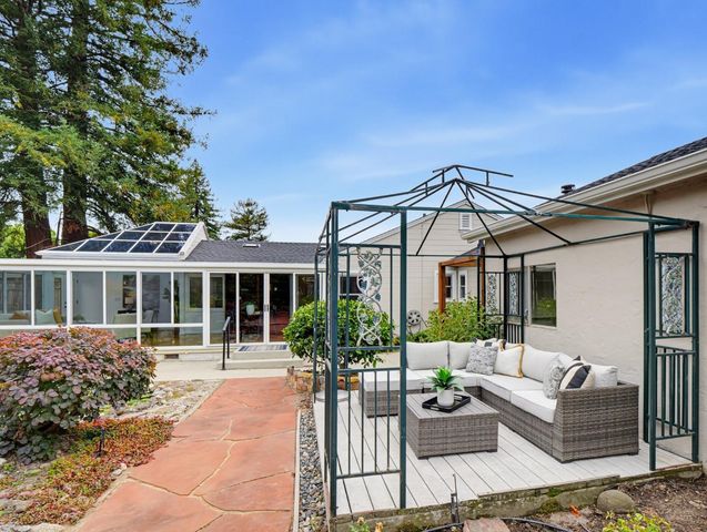 212 Dellview Avenue, Santa Cruz, CA 95062
