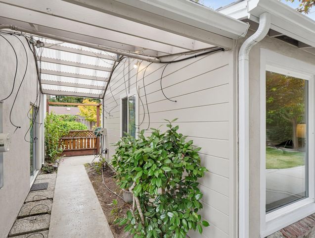 212 Dellview Avenue, Santa Cruz, CA 95062