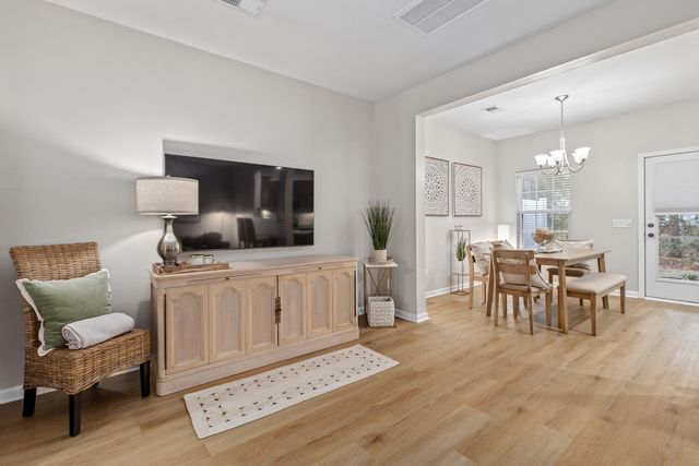 1086 Bennington Drive, Charleston, SC 29492