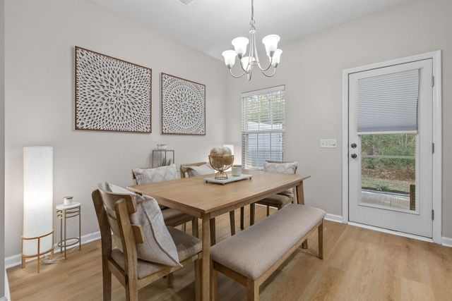 1086 Bennington Drive, Charleston, SC 29492