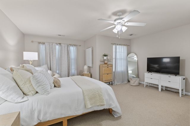 1086 Bennington Drive, Charleston, SC 29492