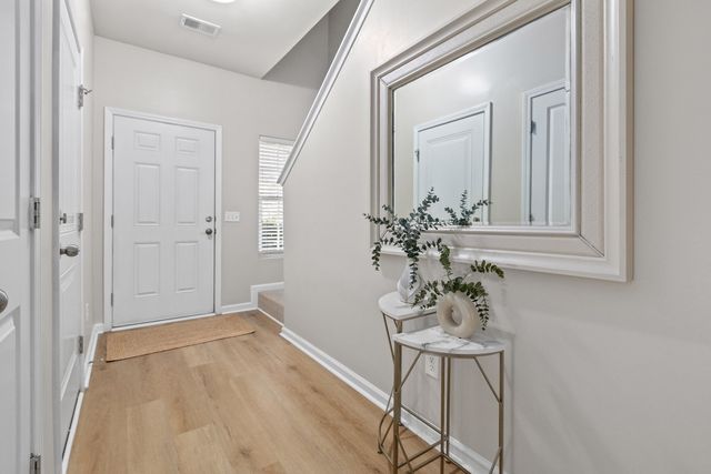 1086 Bennington Drive, Charleston, SC 29492