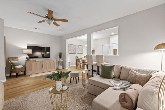 1086 Bennington Drive, Charleston, SC 29492