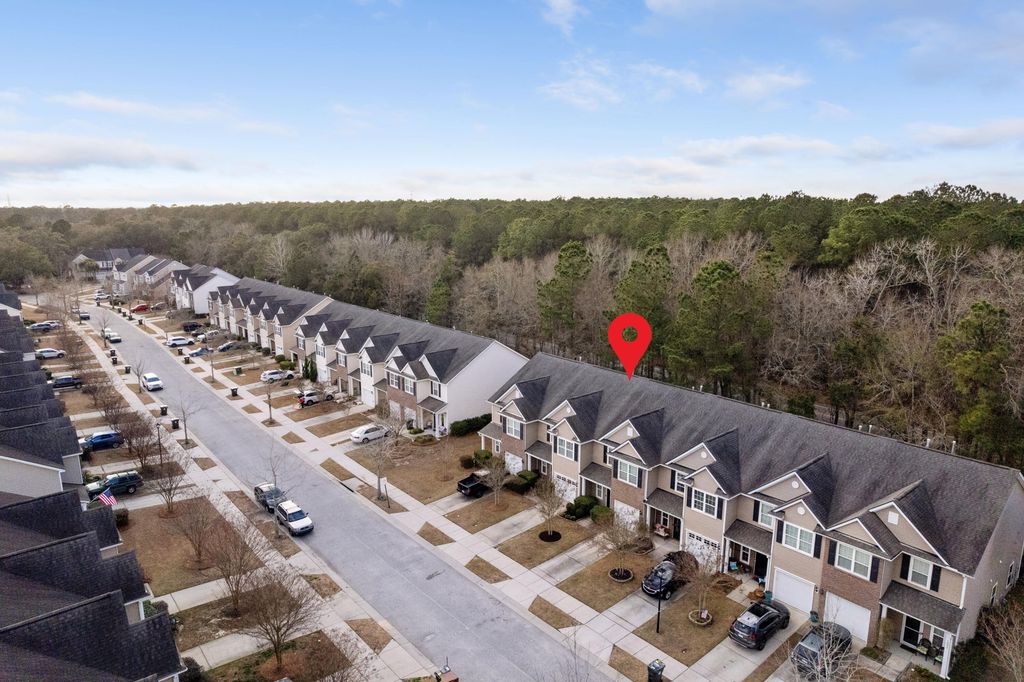 Image 41 of property listing at 1086 Bennington Drive, Charleston, SC 29492