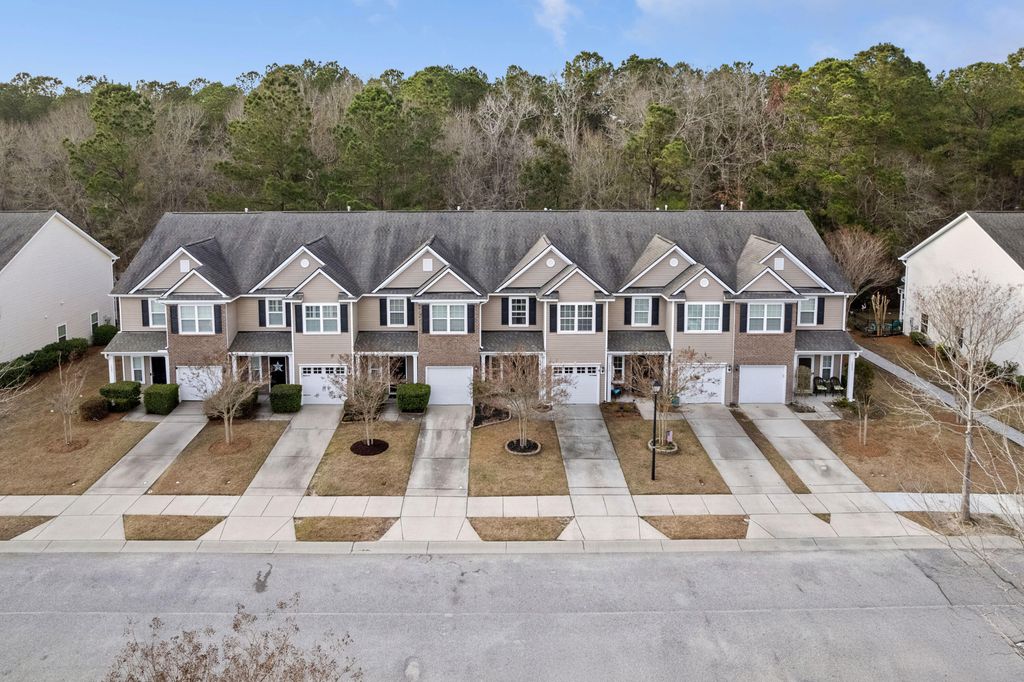 Image 45 of property listing at 1086 Bennington Drive, Charleston, SC 29492