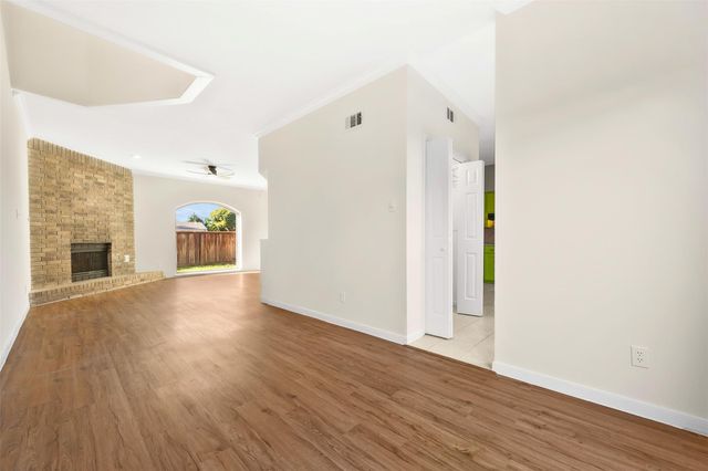 10715 Sandpiper Drive, Houston, TX 77096