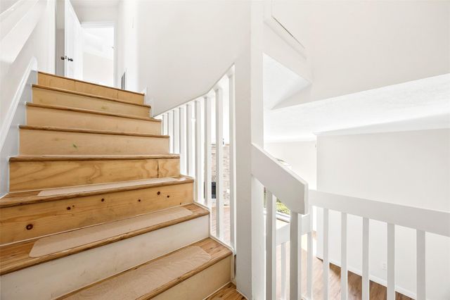 10715 Sandpiper Drive, Houston, TX 77096