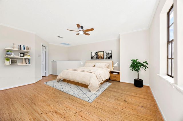 10715 Sandpiper Drive, Houston, TX 77096