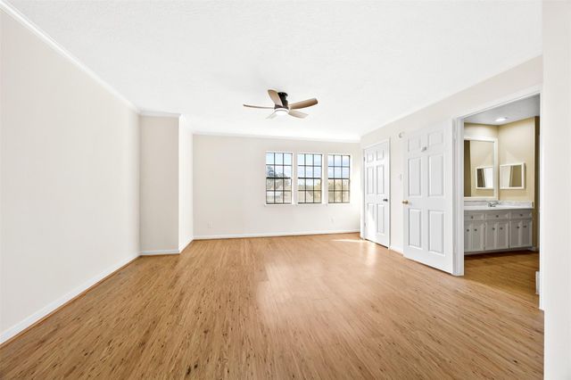 10715 Sandpiper Drive, Houston, TX 77096