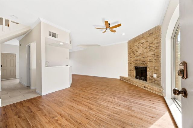 10715 Sandpiper Drive, Houston, TX 77096