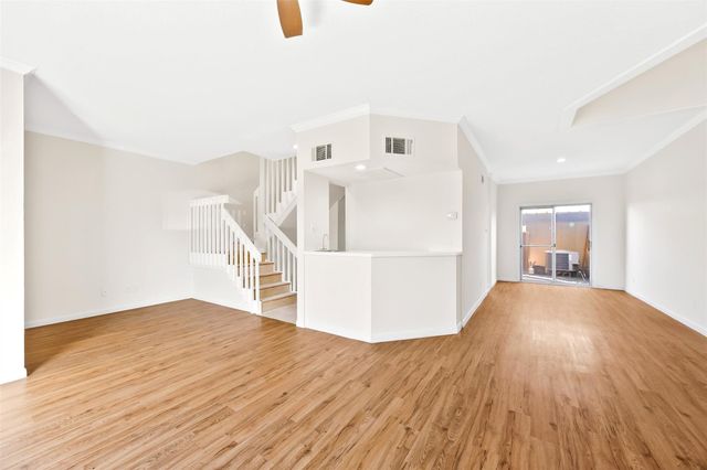 10715 Sandpiper Drive, Houston, TX 77096