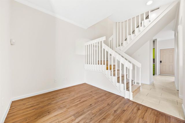 10715 Sandpiper Drive, Houston, TX 77096