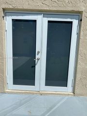 20440 SW 122nd Pl Side apt, Miami, FL 33177