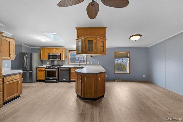 9072 Greentree Drive, Newport, MI 48166