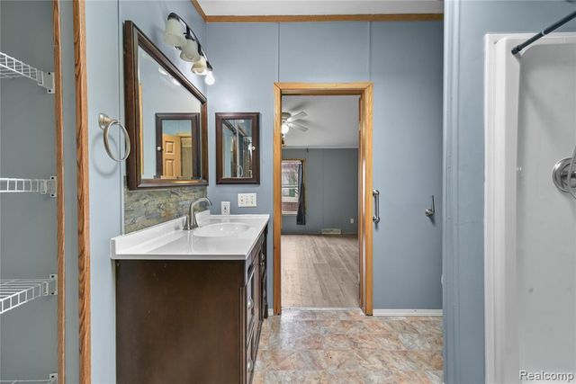 9072 Greentree Drive, Newport, MI 48166