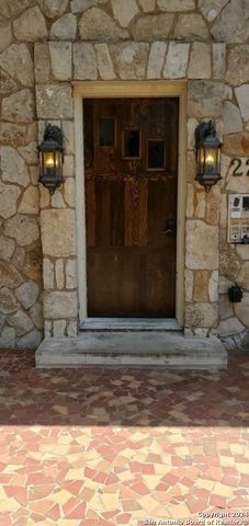 224 E Rosewood Ave Apt 1, San Antonio, TX 78212