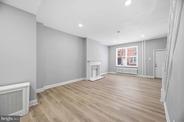 2139 S 15TH ST, Philadelphia, PA 19145