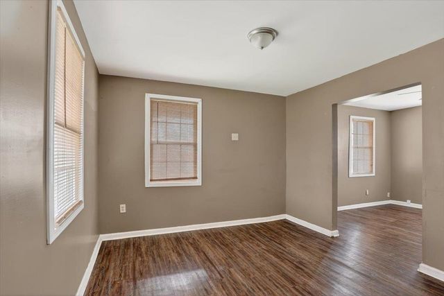 910 ANNIE ST, Memphis, TN 38107