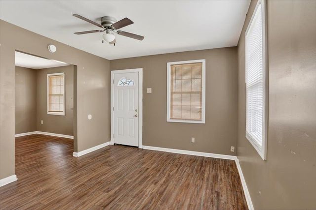 910 ANNIE ST, Memphis, TN 38107