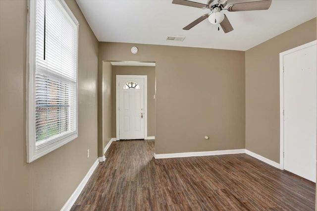 910 ANNIE ST, Memphis, TN 38107