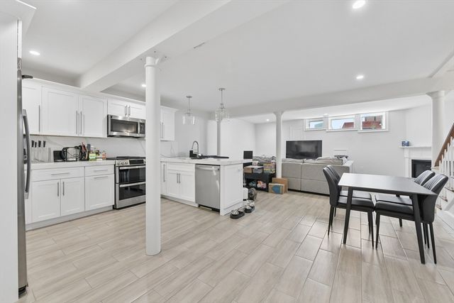 467 E 8th 1A, Boston, MA 02127