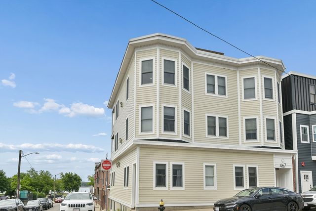 467 E 8th 1A, Boston, MA 02127
