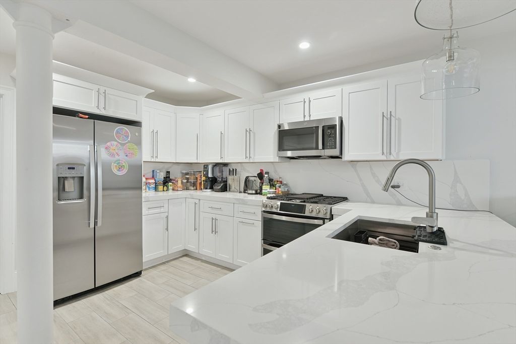 467 E 8th 1A, Boston, MA 02127