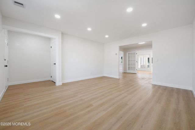 33 Whitmore Drive, Toms River, NJ 08757