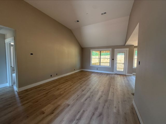 15 Echo Ridge, Oak Grove, KY 42262