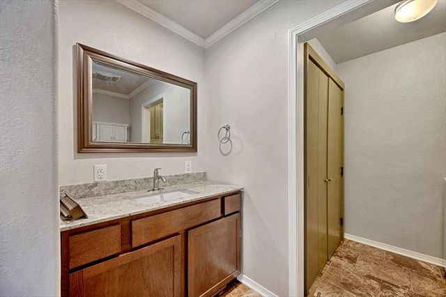 410 SE 24th Avenue, Norman, OK 73071