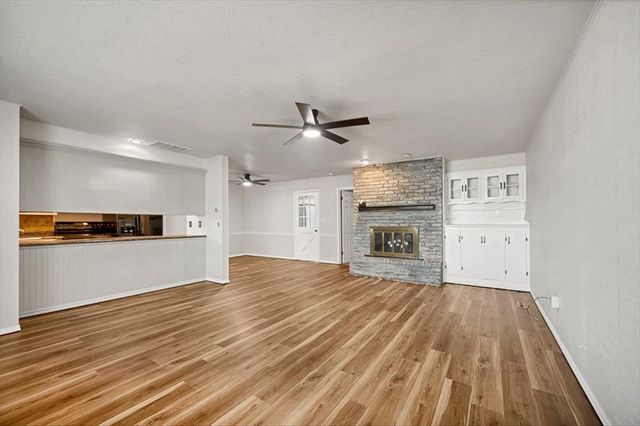 410 SE 24th Avenue, Norman, OK 73071